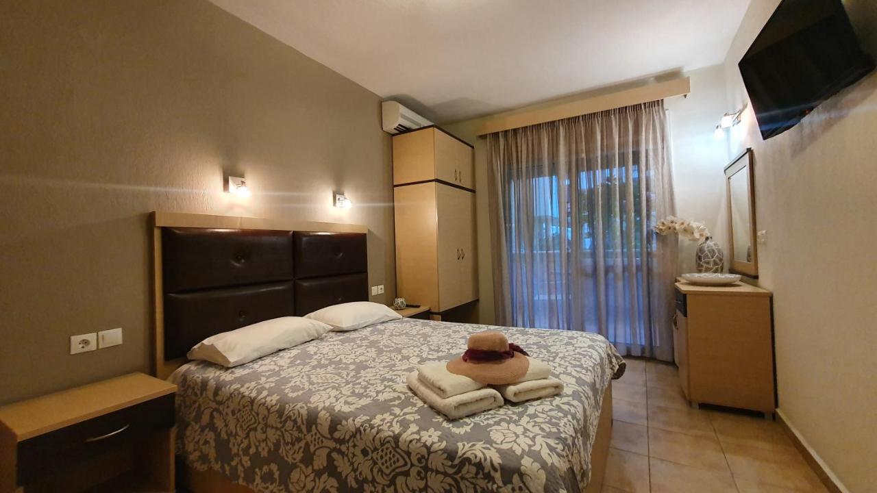 House Spanos 萨尔蒂 外观 照片